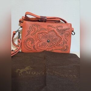 Montana West Cut-Out Collection Crossbody/Wristlet